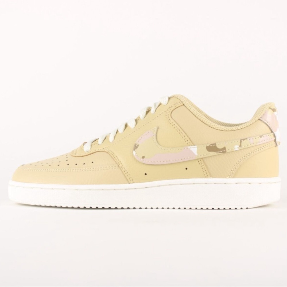 Nike Court Vision Low Sesame Pink Camo Tan Sneakers DX3734-200
Women's Size 9
